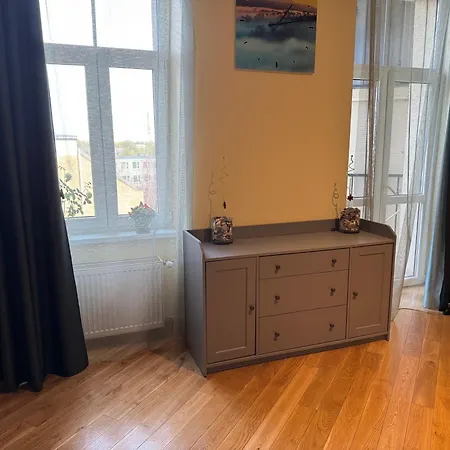 Coazy 75M Apartment For 4 Persons * Riga